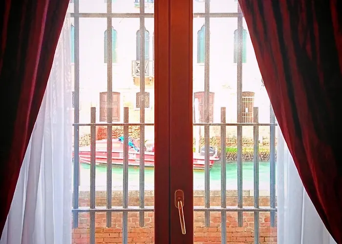 Апартаменты Venice, The Real Experience Венеция